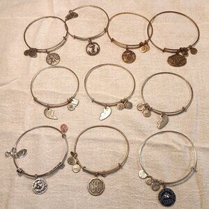 Alex and Ani lot of 9 bangle bracelets silver & brass tones + 1 Footnotes